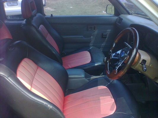 รถอยู่อยุธยา เครื่องดี ช่วงล่างดี พ.เพาเวอร์ แอร์เย็น กระจกไฟฟ้า