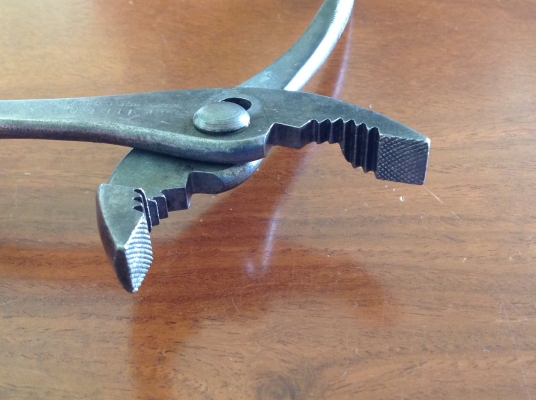 ขายคีมโบราณ CEE TEE CO.,JAMESTOWN.,N.Y. 8"