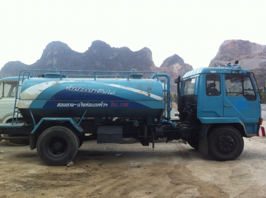 ขายรถบรรทุกน้ำ FK455F เลขไมล์ 80,000 กม.