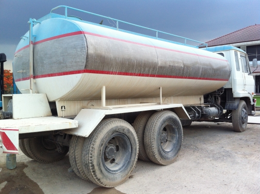 ขายรถบรรทุกน้ำ Nissan Condor ปี 2545 ราคา 850,000