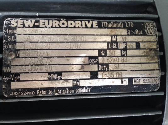 ขายมอเตอร์เกียร์หน้าแปลน SEW ขนาด 5.5 HP. 380 V อัตราทด 1:35 สภาพสวย วิ่งนิ่ม พร้อมใช้งาน มี 2 ตัวครับ