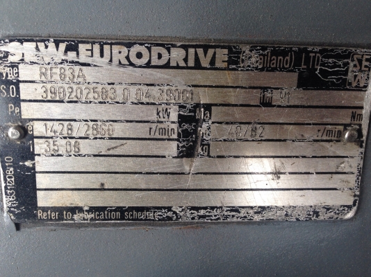 ขายมอเตอร์เกียร์หน้าแปลน SEW ขนาด 5.5 HP. 380 V อัตราทด 1:35 สภาพสวย วิ่งนิ่ม พร้อมใช้งาน มี 2 ตัวครับ