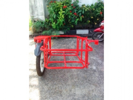 พ่วงข้างมอเตอร์ไซค์สำเร็จรูปใหม่ ผลิตจากโรงงานที่ได้มาตรฐาน ISO ผลิตจากเหล็กคุณภาพดี พ่นสีอย่างดี