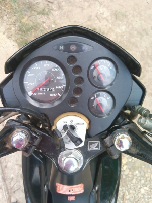 ขาย sonic 125 cc ทะเบียนพร้อมชุดโอน รถปี 49