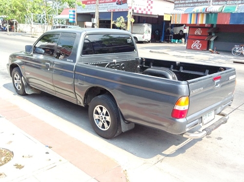 ขาย mitsu strada ปี98 เครื่อง2.8