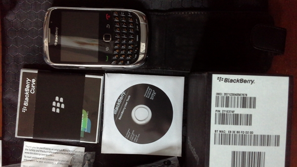 ขาย BB 9300 3G wifi