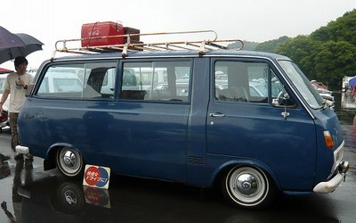 ขาย รถตู้ Toyota Hiace RH11 เครื่อง 12 r 4 เกียร์ รถ สวย จอด ไว้เฉยๆเสียด้าย คับ ขาย 35000 ลองดูคับ