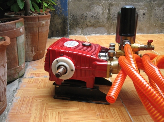 ขายเครื่องพ่นยา3สูบแรงดันสูง ราคาถูกๆ