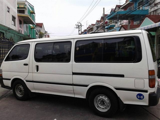 ขายรถตู้ Toyota หัวจรวด รถวิ่งดี เบาะครบ พร้อมใช้งานครับ