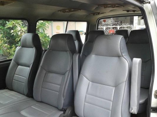 ขายรถตู้ Toyota หัวจรวด รถวิ่งดี เบาะครบ พร้อมใช้งานครับ