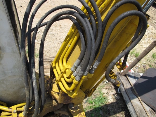 รถแบคโฮ Komatsu PC40-3