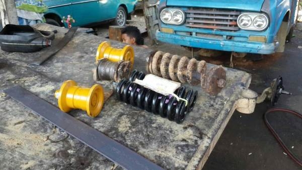 รถแบคโฮ Komatsu PC40-3