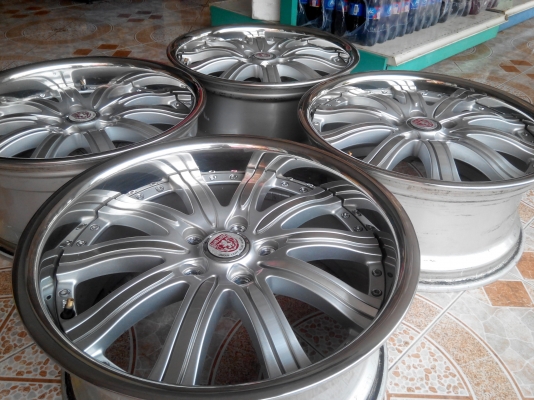 VIP 18-5-114กว้าง8" หน้าตื้น ออฟ45 หลังลึกออฟ40ขอบเลส สีเดิมๆมีรอยนิดเดียว โดยรวมแล้วสวยเลยครับท่านใดหาอยู่ไม่ผิดหวัง ไม่มีซ่อม ขาย7900 โทรเลย 0898128457 ดูของได้ที่ คลอง2 คลองหลวง ซ.บงกช11 https://www.facebook.com/profile.php?id=100006231031308