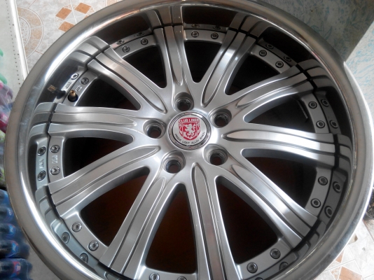 VIP 18-5-114กว้าง8" หน้าตื้น ออฟ45 หลังลึกออฟ40ขอบเลส สีเดิมๆมีรอยนิดเดียว โดยรวมแล้วสวยเลยครับท่านใดหาอยู่ไม่ผิดหวัง ไม่มีซ่อม ขาย7900 โทรเลย 0898128457 ดูของได้ที่ คลอง2 คลองหลวง ซ.บงกช11 https://www.facebook.com/profile.php?id=100006231031308