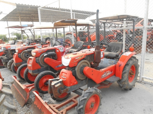 3 พ.ค 57 ยิ่งใหญ่กว่าเดิม งานประมูลเครื่องจักรกลการเกษตรมือสองที่ใหญ่ที่สุด