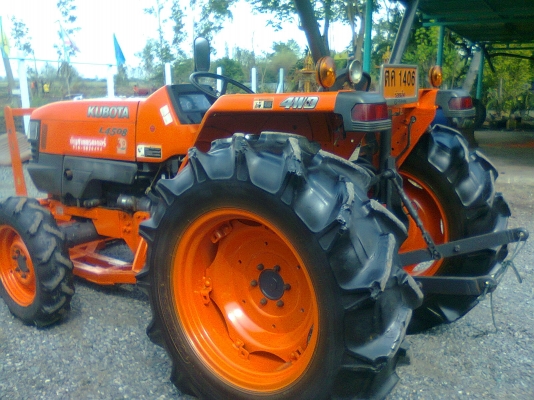 ขายครับ....คูโบต้า L4508 ใบมีดดันหน้า + ผานพรวณ6*22ตราช้าง
