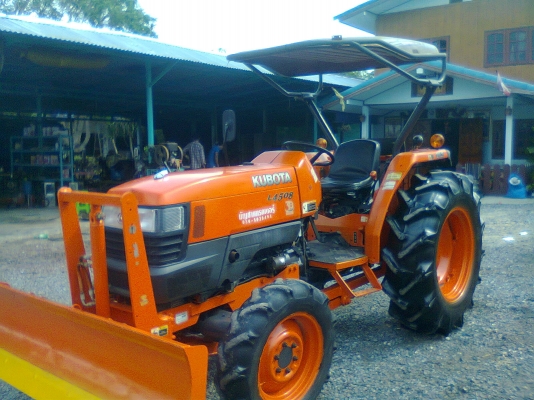 ขายครับ....คูโบต้า L4508 ใบมีดดันหน้า + ผานพรวณ6*22ตราช้าง