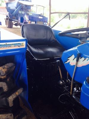 ขายรถไถแชมป์ 304slx มือสองสภาพดีพร้อมใช้งาน