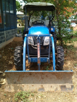 รถไถแชมป์พร้อมใช้  อุปกรณ์ตัวดันหน้าฐานเจ็ด  โรตารี่