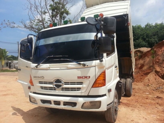 รถฮีโน่ 6 ล้อดั้ม  175 แรงม้า. ปี 52  สนใจติดต่อ 081 - 6079515