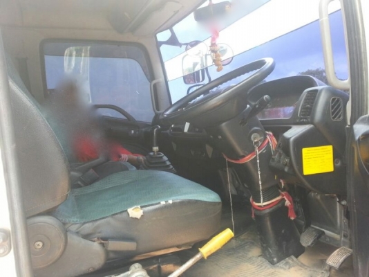 รถฮีโน่ 6 ล้อดั้ม  175 แรงม้า. ปี 52  สนใจติดต่อ 081 - 6079515