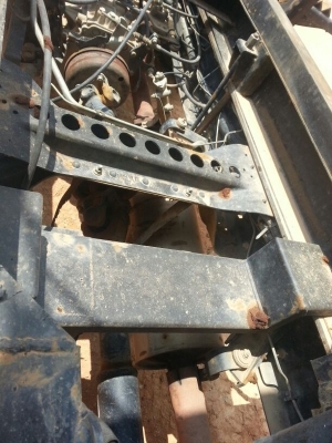 รถฮีโน่ 6 ล้อดั้ม  175 แรงม้า. ปี 52  สนใจติดต่อ 081 - 6079515