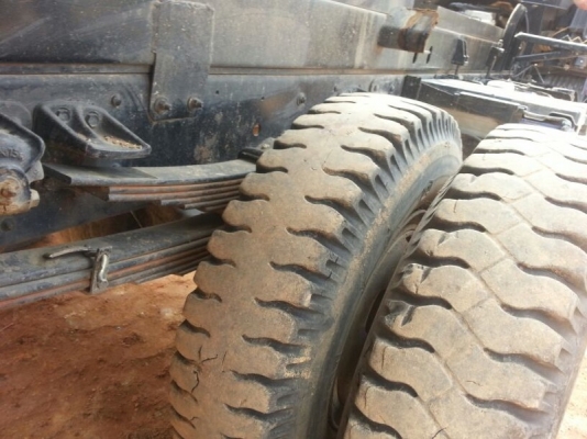 รถฮีโน่ 6 ล้อดั้ม  175 แรงม้า. ปี 52  สนใจติดต่อ 081 - 6079515