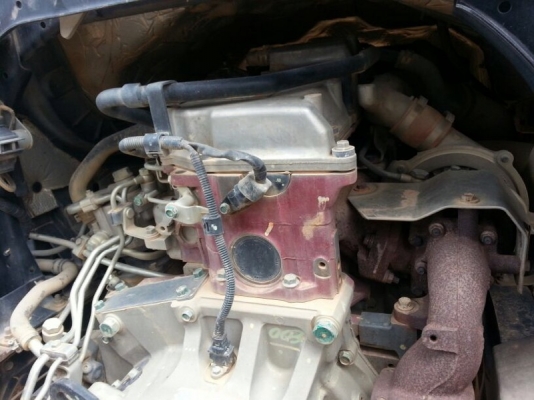 รถฮีโน่ 6 ล้อดั้ม  175 แรงม้า. ปี 52   ( รถวิ่ง 82,xxx กม. )   สนใจติดต่อ 081 - 6079515