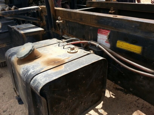 รถฮีโน่ 6 ล้อดั้ม  175 แรงม้า. ปี 52   ( รถวิ่ง 82,xxx กม. )   สนใจติดต่อ 081 - 6079515