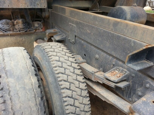 รถฮีโน่ 6 ล้อดั้ม  175 แรงม้า. ปี 52   ( รถวิ่ง 82,xxx กม. )   สนใจติดต่อ 081 - 6079515