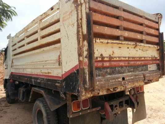 รถฮีโน่ 6 ล้อดั้ม  175 แรงม้า. ปี 52   ( รถวิ่ง 82,xxx กม. )   สนใจติดต่อ 081 - 6079515