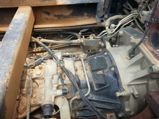 รถฮีโน่ 6 ล้อดั้ม  175 แรงม้า. ปี 52   ( รถวิ่ง 82,xxx กม. )   สนใจติดต่อ 081 - 6079515