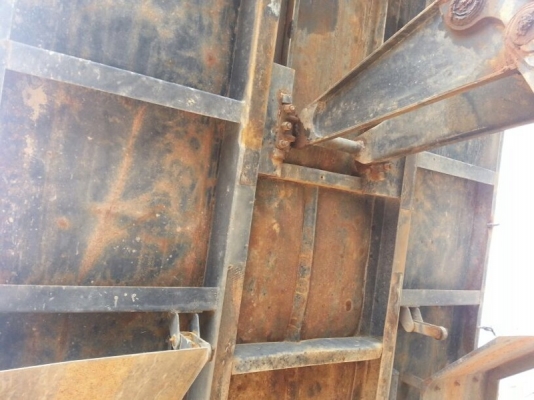 รถฮีโน่ 6 ล้อดั้ม  175 แรงม้า. ปี 52   ( รถวิ่ง 82,xxx กม. )   สนใจติดต่อ 081 - 6079515