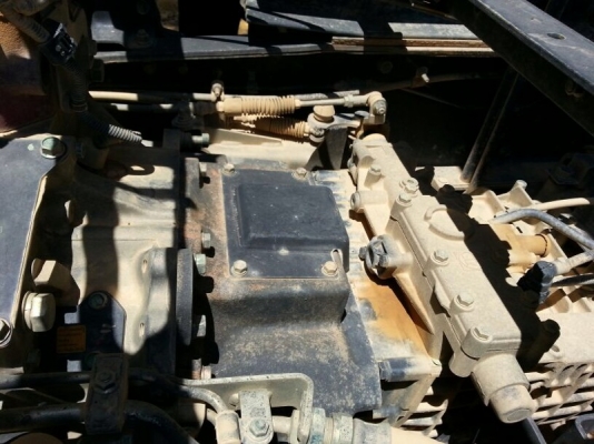 รถฮีโน่ 6 ล้อดั้ม  175 แรงม้า. ปี 52   ( รถวิ่ง 82,xxx กม. )   สนใจติดต่อ 081 - 6079515