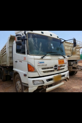 รถฮีโน่ 10 ล้อดั้ม 251 แรงม้า. ปี 56  สนใจติดต่อ 081 - 6079515