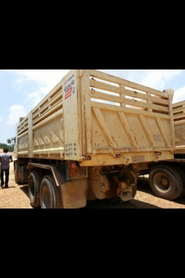 รถฮีโน่ 10 ล้อดั้ม 251 แรงม้า. ปี 56  สนใจติดต่อ 081 - 6079515