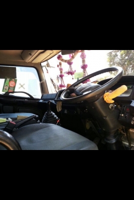 รถฮีโน่ 10 ล้อดั้ม 251 แรงม้า. ปี 56  สนใจติดต่อ 081 - 6079515