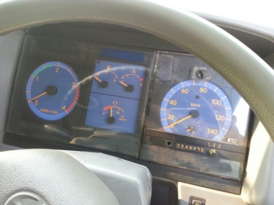 ขายHINO195 แรงตู้10บาน พ.เพาเวอร์ เบรกทิฟฟี่ แอร์เย็น ยาว7.20เมตร เอกสารพร้อมโอน