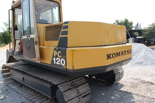 Komatsu PC 120-3