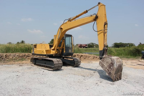 Komatsu PC 120-3