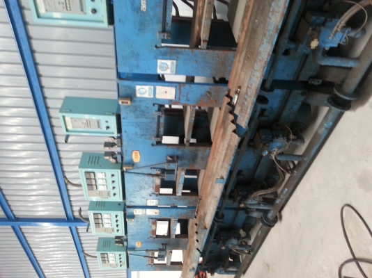 ขายเคนื่องอัดไฮโดรลิค200ตัน6หัว เพลท50&times;50 2ชั้นราคา150,000 บาท