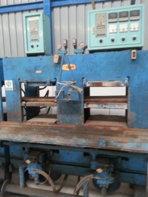 ขายเคนื่องอัดไฮโดรลิค200ตัน6หัว เพลท50×50 2ชั้นราคา150,000 บาท ขายเคนื่องอัดไฮโดรลิค200ตัน6หัว เพลท50×50 2ชั้นราคา150,000 บาท