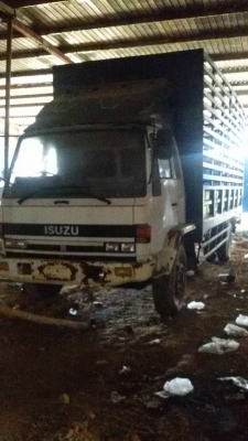 ISUZU-ครัชซีเจ.หัวร๊อค.เครื่อง-6BD1-6.20เมตร-รถห้าง---ราคา395,000,---