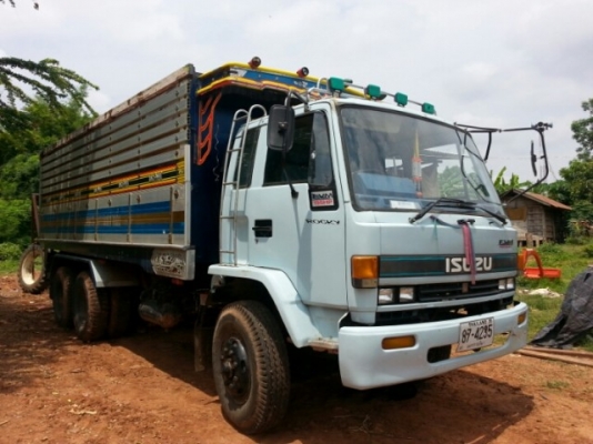 ขายร็อกกี้2เพลา เครื่อง175แรง พ.เพาเวอร์ เบรกทิฟฟี่ เครื่องดี แคชซีสวย มีระบบลำโพลงลากลูก เอกสารพร้อมโอน