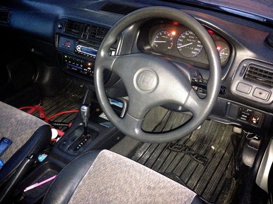 **129,000 บ.ต่อรอง**ขาย รถเก๋ง HONDA CIVIC 1.6 AT ปี40/97 เครื่องเดิมเกียร์เดิม ติดLPGหัวฉีด ลงเล่ม เครื่องแรง ประหยัด หน้า-หลังเดิมไม่เคยชนหนัก ภายในเก๋งสวย คอนโซลเต็ม ช่วงล่างหนึบ พ.พาวเวอร์ กระจกไฟฟ้า ล้อแม็ก สีสันสวย แต่งสวยหน่อย ยางสวย4เส้น พร้อมใช้ง