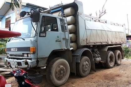 ***ขายแล้วครับขอบคุณ Truck2hand ขาย10ล้อ2เพลาดั้ม2คานหน้า ISUZU ROCKY 210 6SA1 คัสซี 39xxxเครื่องเดิมเกียร์เดิม ติดก๊าซCNG 7 ถัง (ลงเล่ม) เครื่องดี แรง ประหยัด เกียร์เดิม สโลวยก 2คานหน้า(ลงเล่ม) ช่วงล่างดีคัสซีใหญ่สวยเดิม ไม่บวม ไม่ปะไม่ดาม กระบะดั้มเหล็ก ***ขายแล้วครับขอบคุณ Truck2hand ขาย10ล้อ2เพลาดั้ม2คานหน้า ISUZU ROCKY 210 6SA1 คัสซี 39xxxเครื่องเดิมเกียร์เดิม ติดก๊าซCNG 7 ถัง (ลงเล่ม) เครื่องดี แรง ประหยัด เกียร์เดิม สโลวยก 2คานหน้า(ลงเล่ม) ช่วงล่างดีคัสซีใหญ่สวยเดิม ไม่บวม ไม่ปะไม่ดาม กระบะดั้มเหล็ก