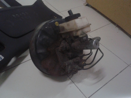 ขายหม้อลมพร้อมปั้มเบรคโตโยต้า600บาท