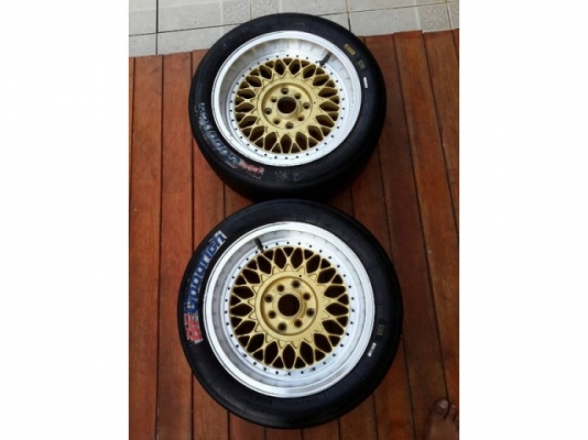 แม็กลาย BBS ขอบ15 กว้าง7 ทำสีใหม่แล้ว พร้อมยางสลิก 1คู่ ราคา 4,500 แม็กลาย BBS ขอบ15 กว้าง7 ทำสีใหม่แล้ว พร้อมยางสลิก 1คู่ ราคา 4,500