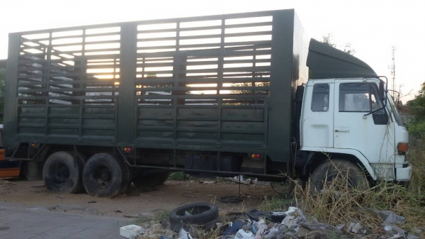 ISUZU-10ล้อ.ครัชซีหน้ายาว.หัวร๊อค.เพลาเดียวเครื่อง6BB1.บะ7.20เมตร.ลงเล่มทุกอย่างทะเบียน.ม.79..ราคา-370.000บ