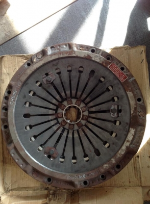 ชุดครัช volvo 14 นิ้ว sachs